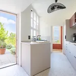 Villa D'architecte De La Terre Vers Le Ciel
